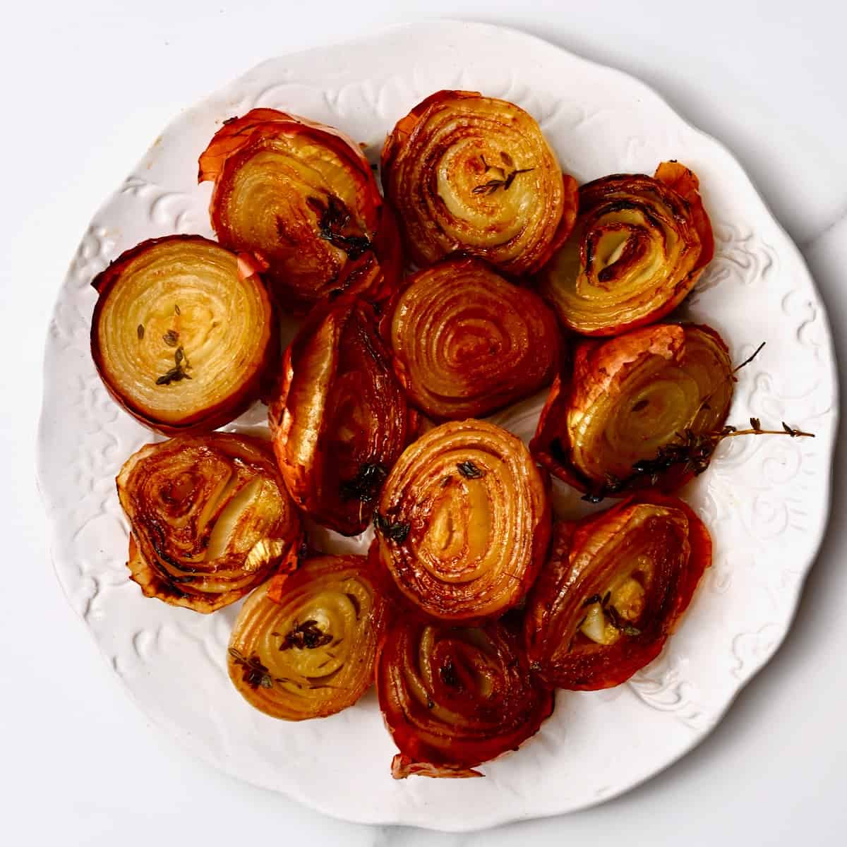 Mastering Roasted Onions: Perfect Halves, Whole, or Quartered